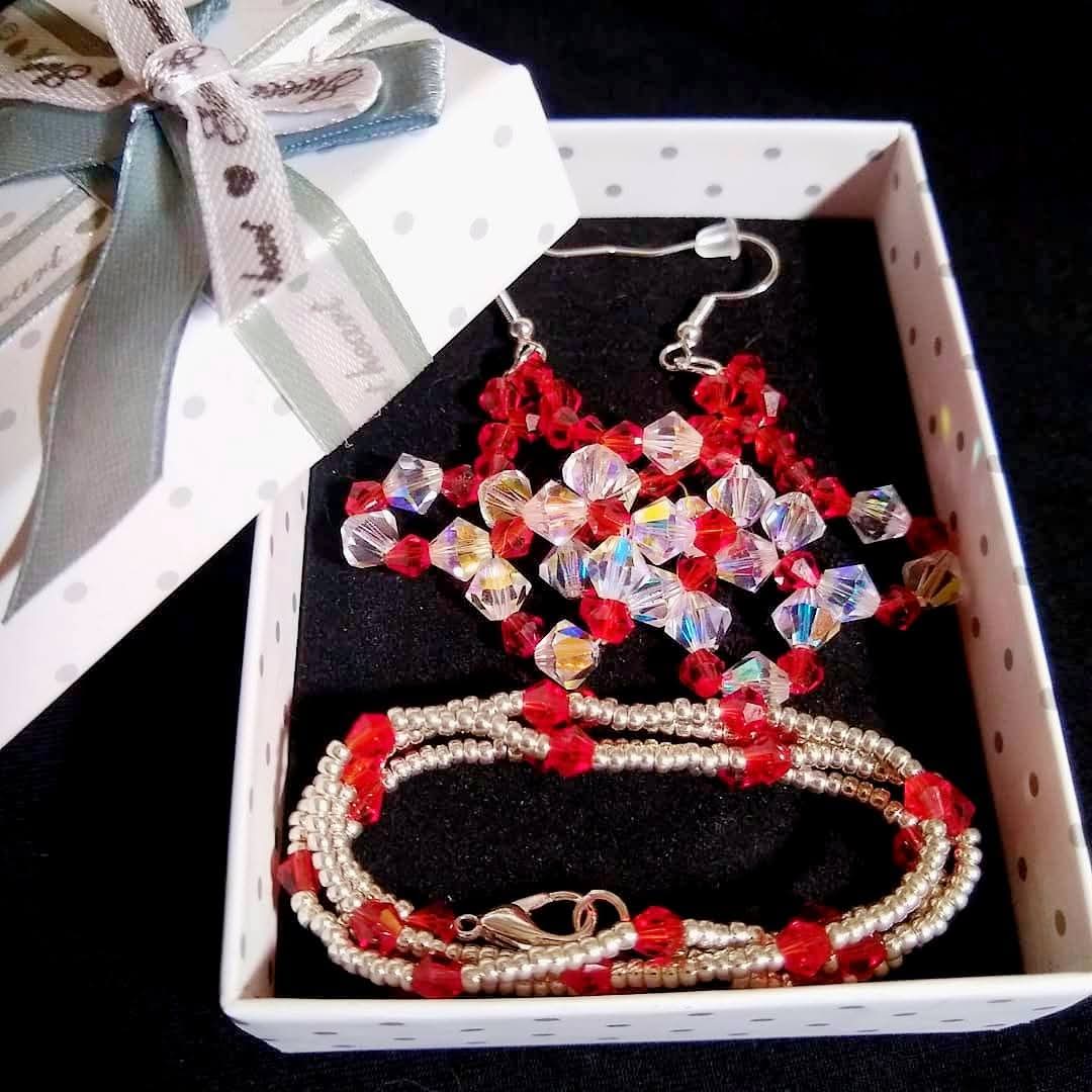 Heart-Shaped Chandelier Earrings and Necklace set