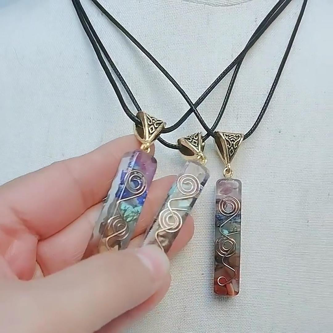 Retro Reiki Healing Energy Crystal Pendant Natural Stone for Yoga Meditation Spiritual 7 Chakra Jewelry Necklace Amulet