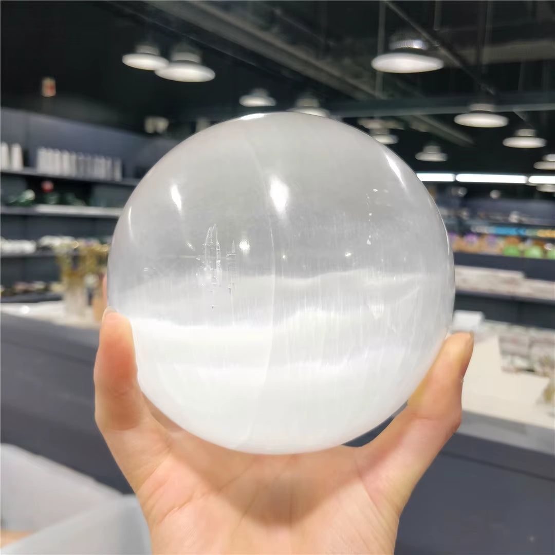 2KG Natural Rock Selenite Crystal Ball Mineral and Stone Large White Gypsum Quartz Sphere Home Decoration Modern Chakra Ornament