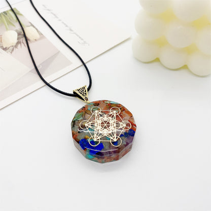 Retro Reiki Healing Energy Crystal Pendant Natural Stone for Yoga Meditation Spiritual 7 Chakra Jewelry Necklace Amulet