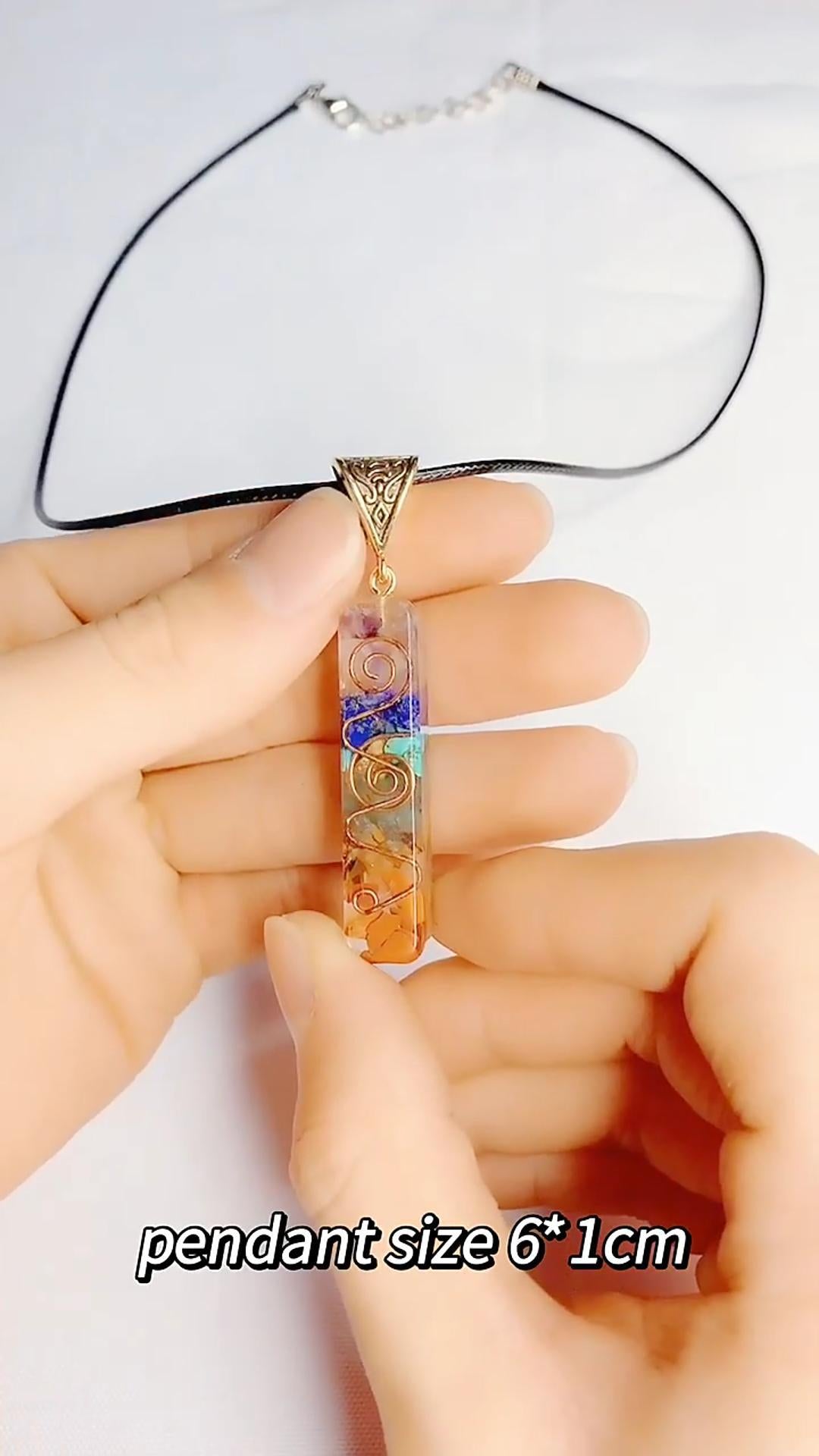 Retro Reiki Healing Energy Crystal Pendant Natural Stone for Yoga Meditation Spiritual 7 Chakra Jewelry Necklace Amulet